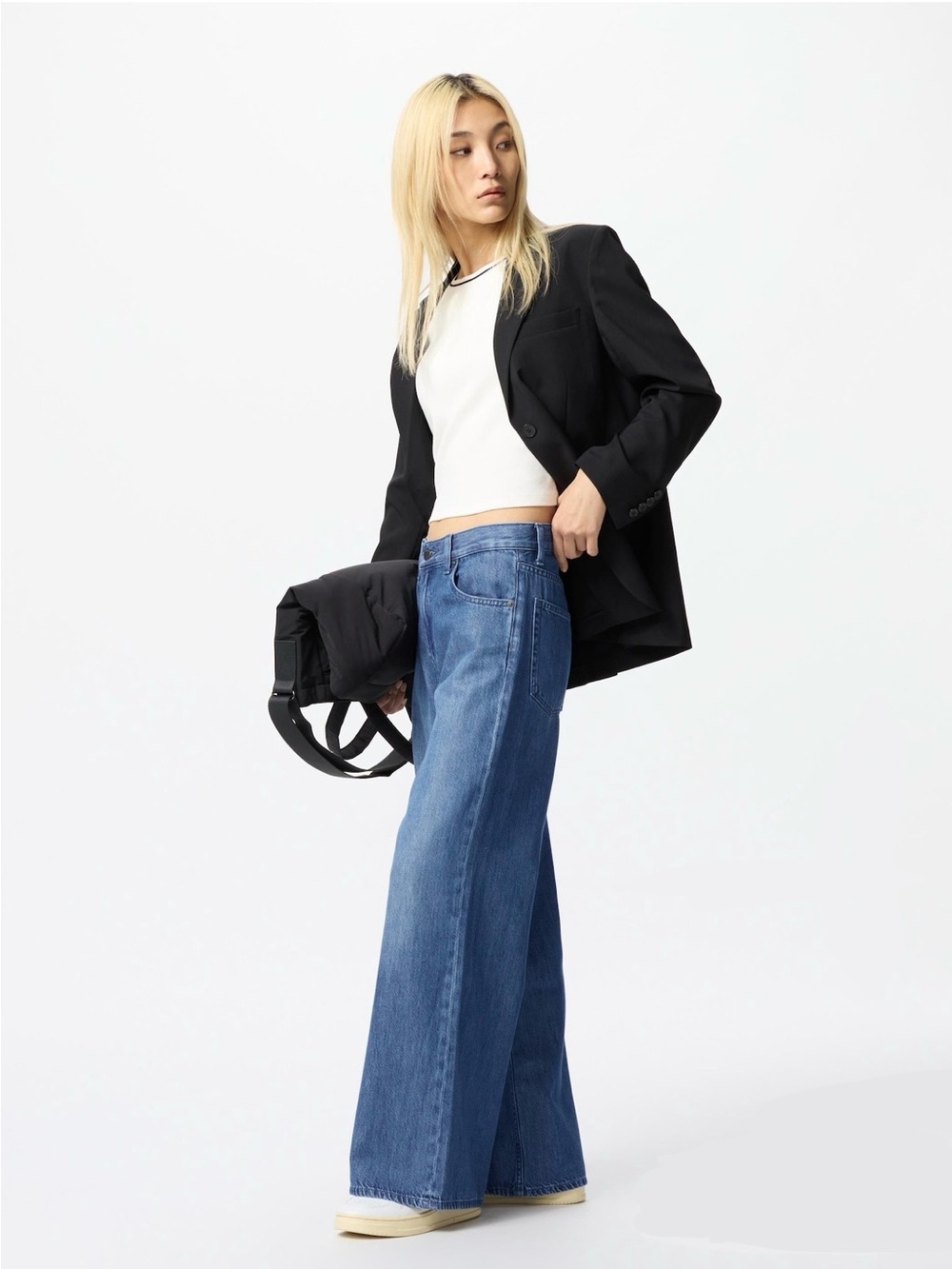 Uniqlo Drapey Wide Flare Jeans, size 24, Post-Alteration Inseam 27.5 inches